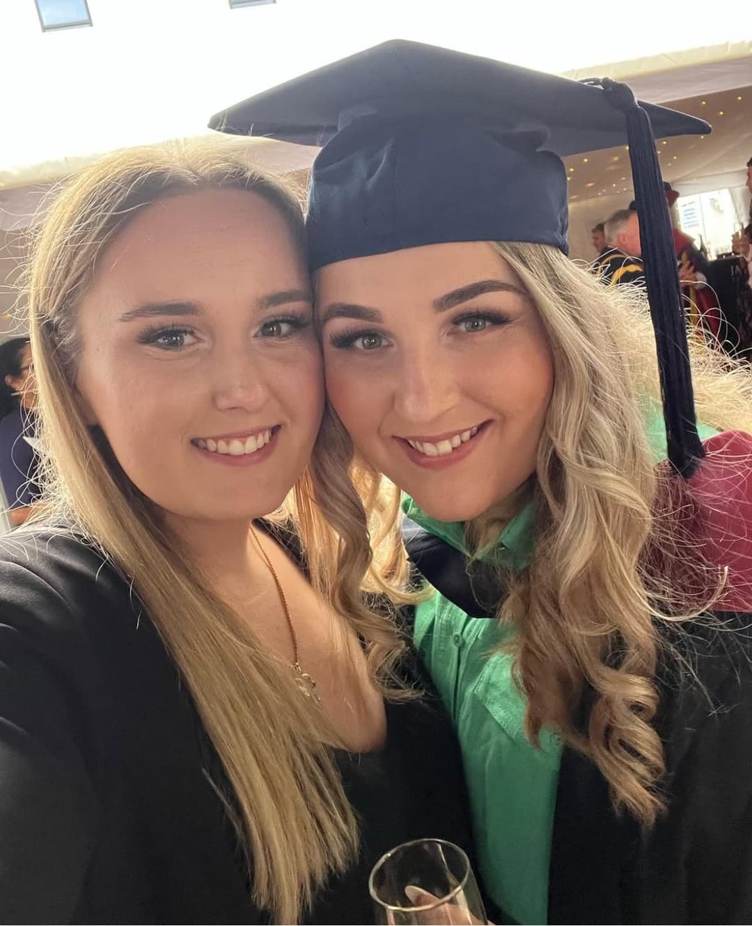 Kik fitfunseeker to discuss this blonde Aussie bbw and her fuckable face and DSLs. Tribs, edits, cap