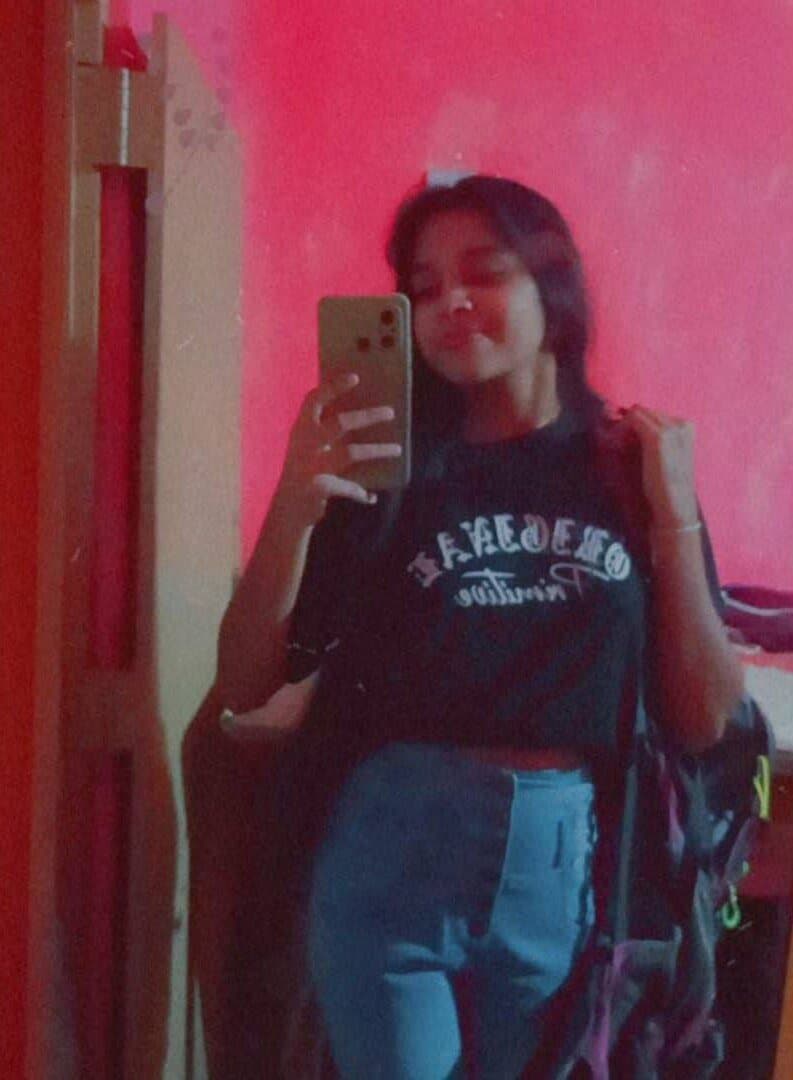 SL Cute Very Beautiful girl nude