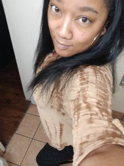 REAL EBONY MOM WET PUSSY ass play , FOUND IN HER PHONE