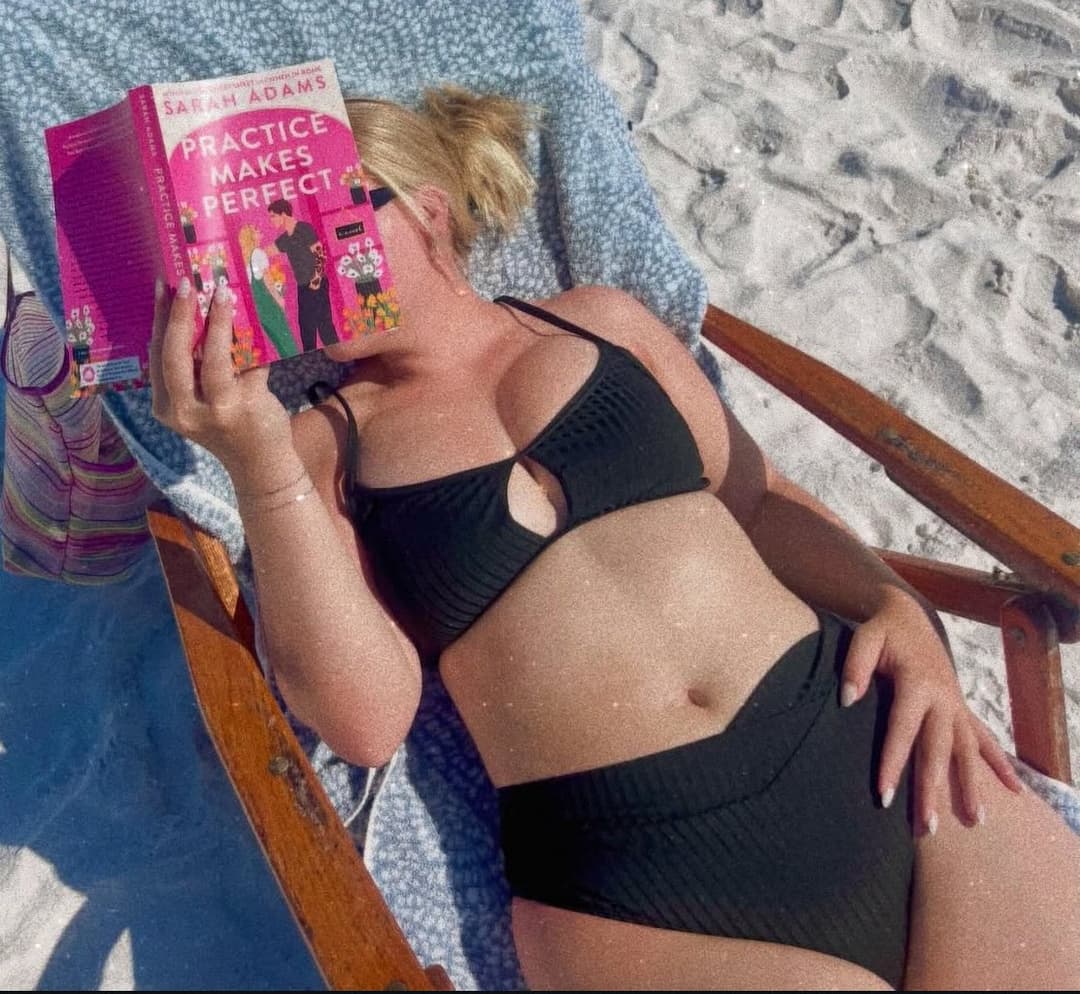 Hot Blonde Sorority College Bikini Baddie with a Nice Set of Tits + Friends