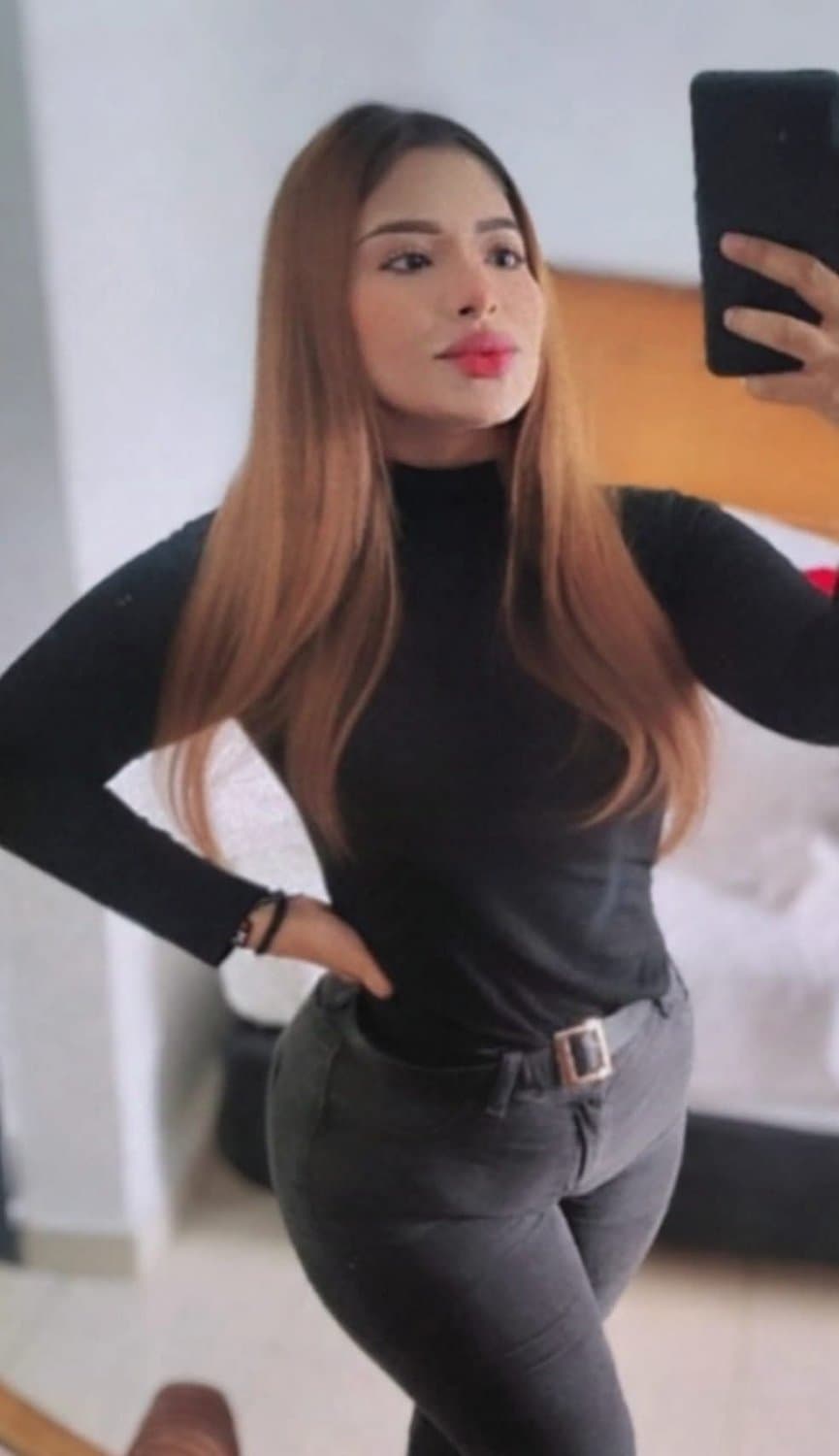 Esmeralda Putita Argentina Cogida A 4 Patas