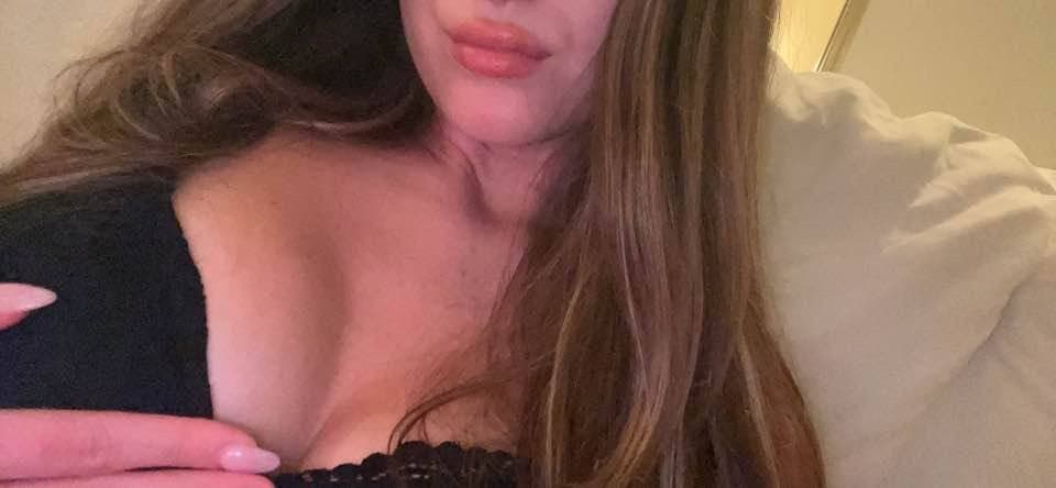 Click to view full size Ķřýśťà