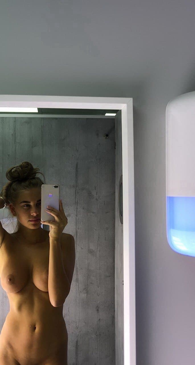 Incredible Body Slut