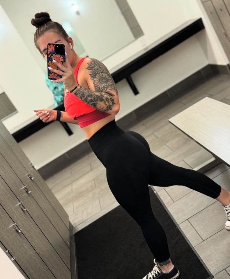 Catherine 28 loves deepfakes, dirty comments, captions, gang fucks, cheating, and bbc