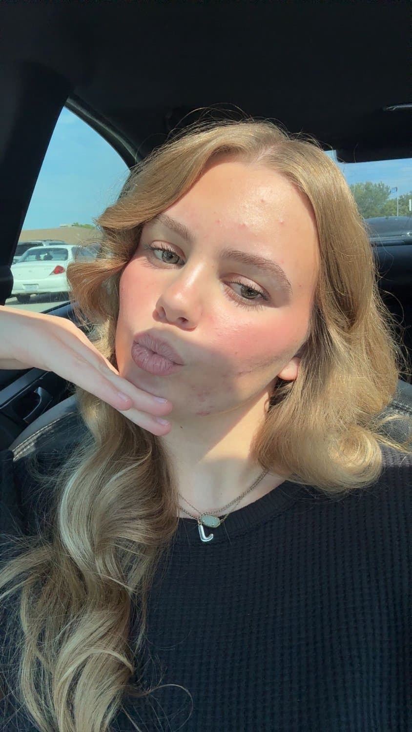 Who looks the best outta all