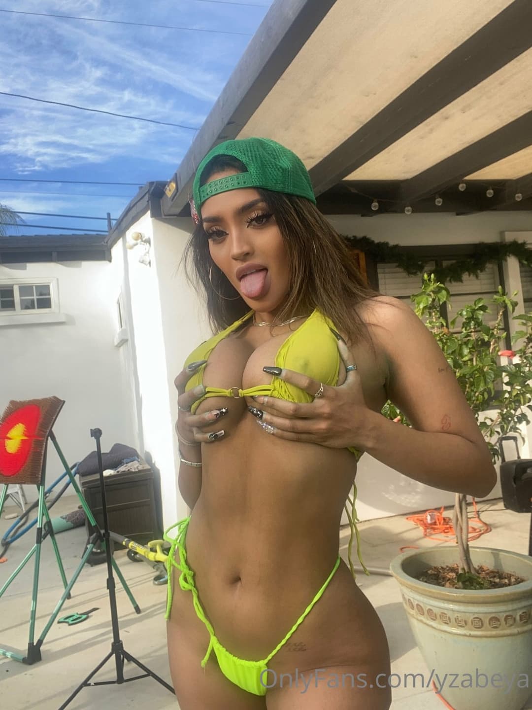 sexy ass exotic pussy