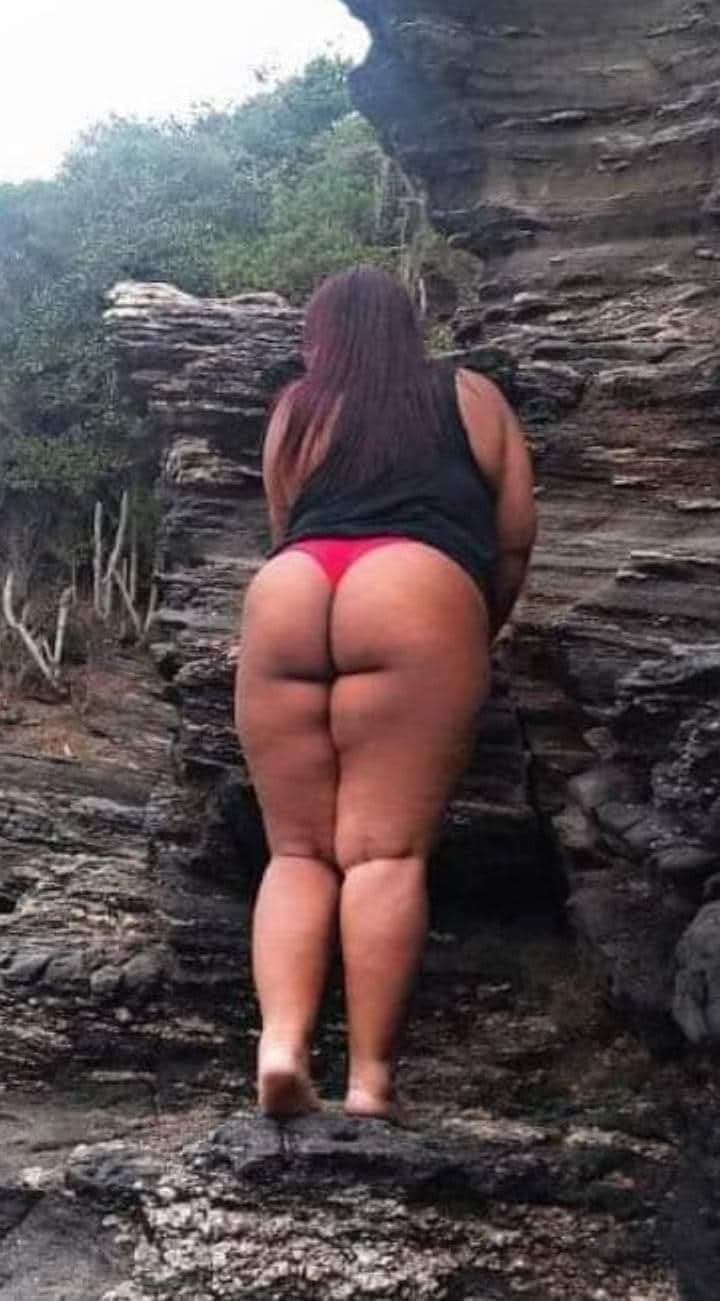 Pensa numa gordinha muito gostosa