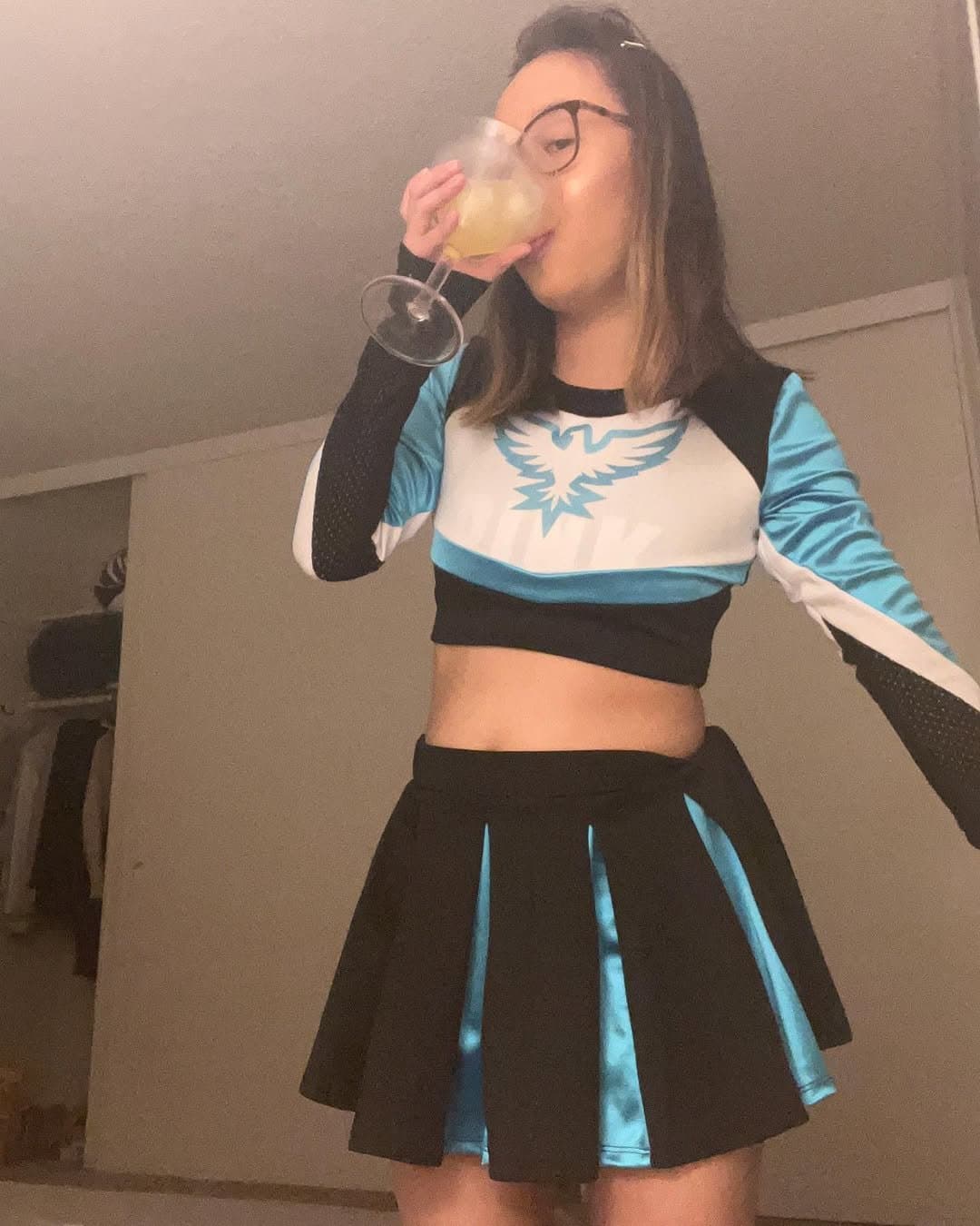 ?? Sydney, asian try on haul girl showing body in bikinis (șÿďńëÿķöņġ1)