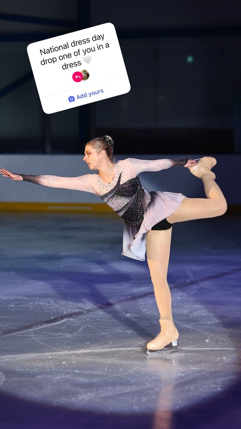 Emy Brunet Hansson: Veterinarian Butthole