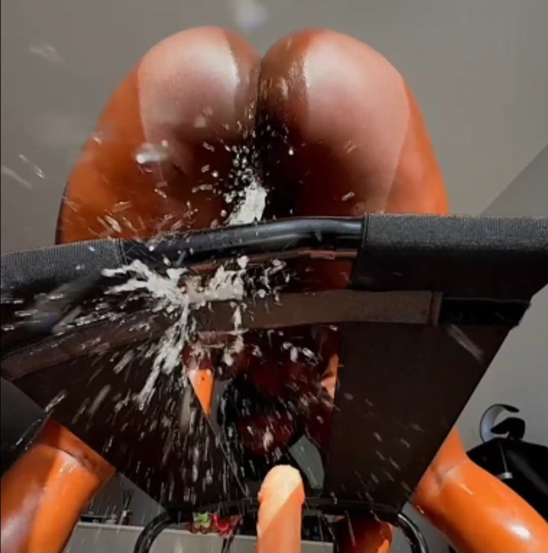 Click to view full size Slim Thick Thot Riding Hard And Squirting