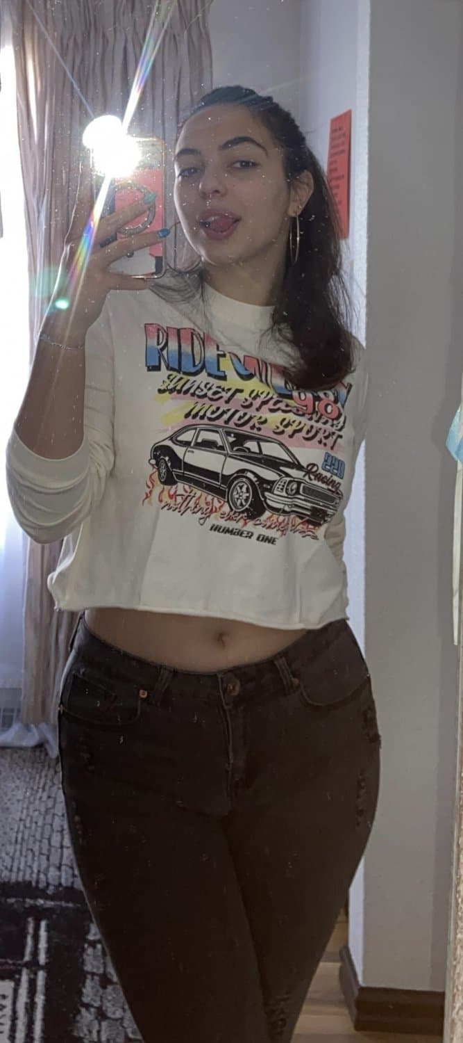 Michaella 21 y/o UK Big Boobed Slut GF of a Follower