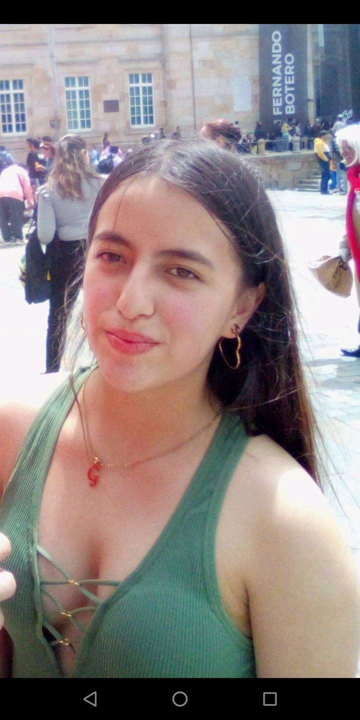 Soy depósito de semen gratis para señores de 50 a 80 años para tríos orgías sexo delicioso rudo