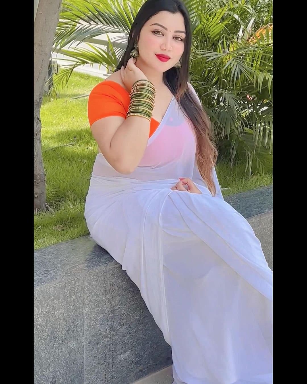 Beautiful Indian busty girl Anjali Joel