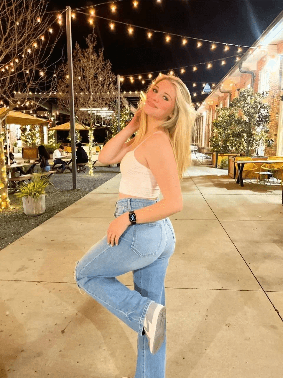 Bree, 22, Want to make husband jealous