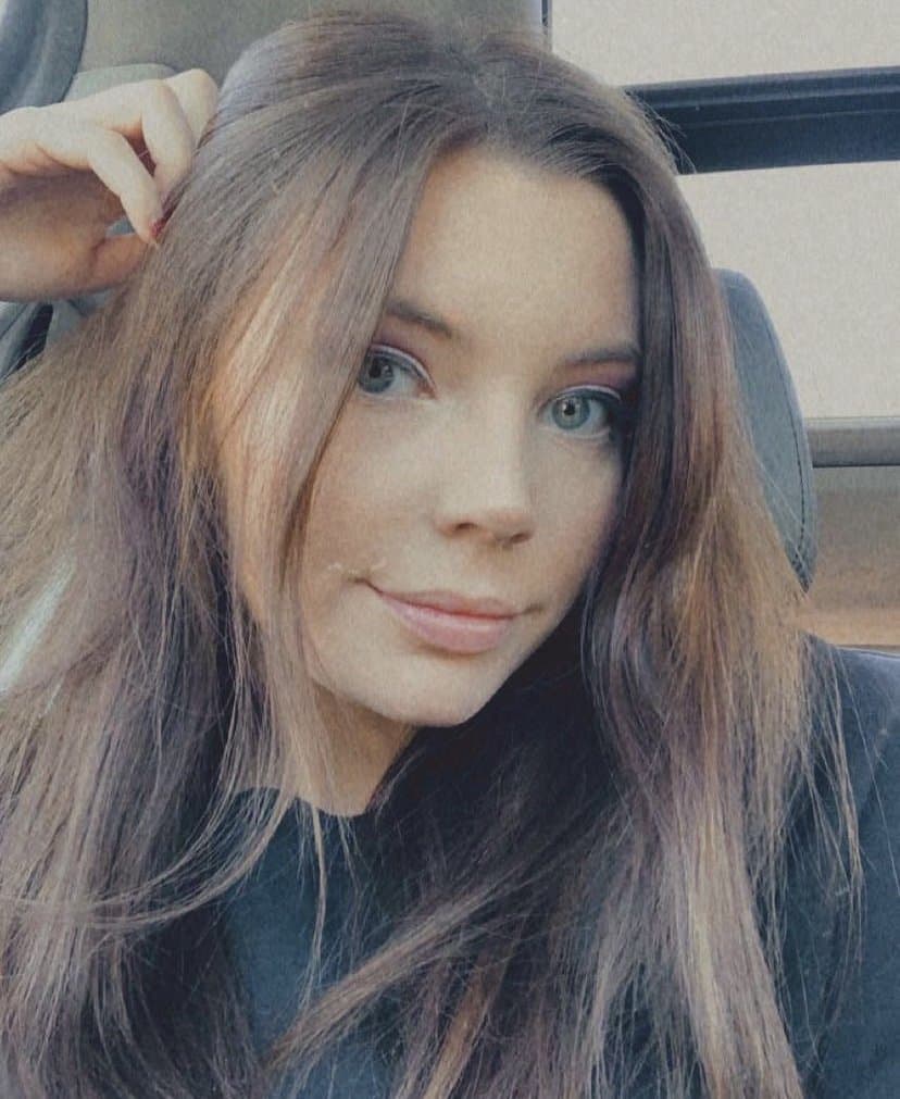 Sexy slut milf cummin all over my big white cock