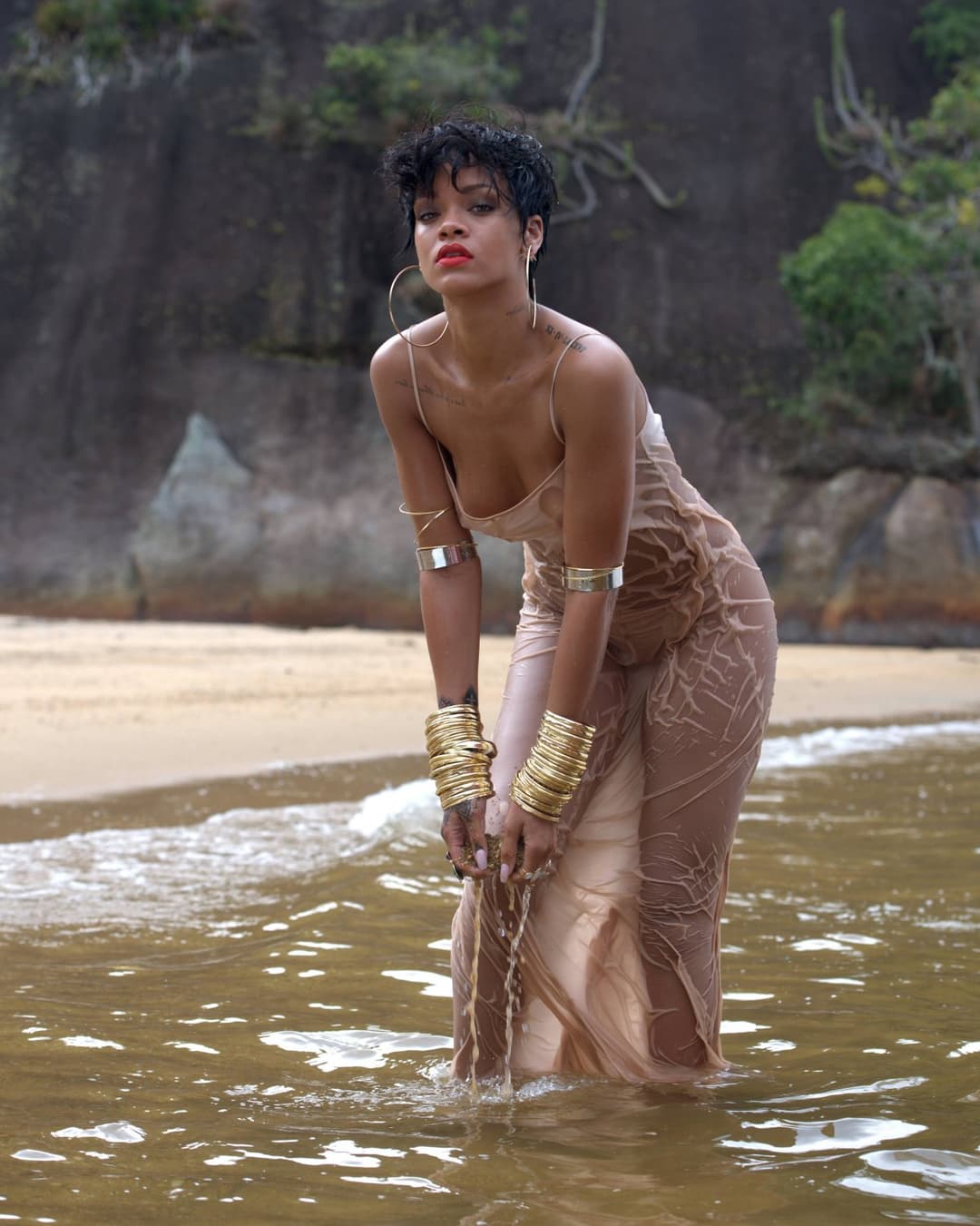 Rihanna - 2014 Vogue Brazil Outtakes v1