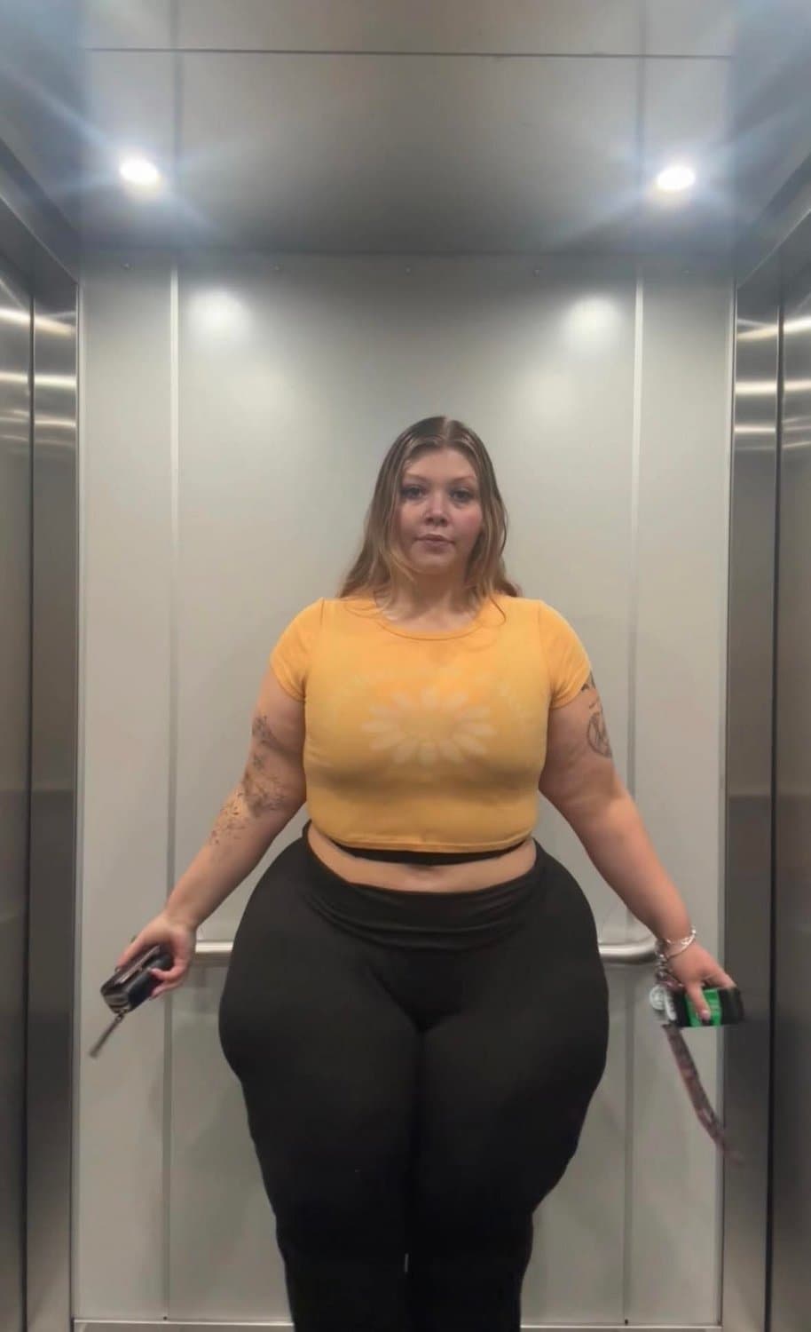 Click to view full size MASSIVE HUGE ASS SSBBW