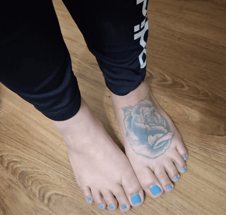 Click to view full size Freak nasty cheesy smelling feet upstate unite