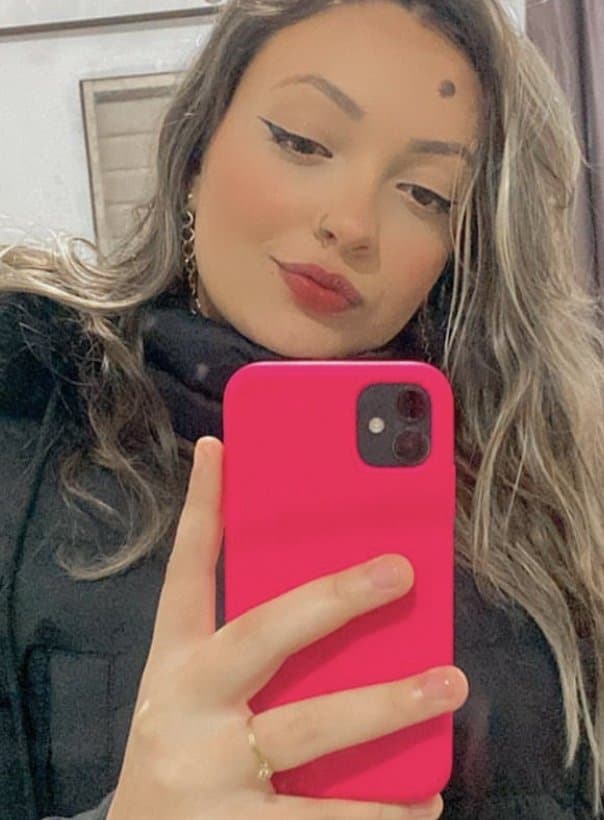 Branquinha gostosa do instagram (comentem)