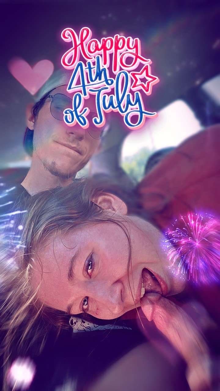 Click to view full size This Big Beautiful Woman Loves Cum