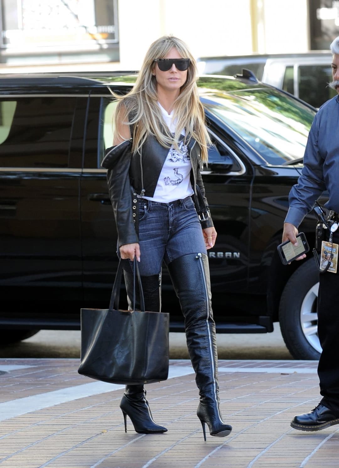 Heidi Klum - Thigh high leather boots