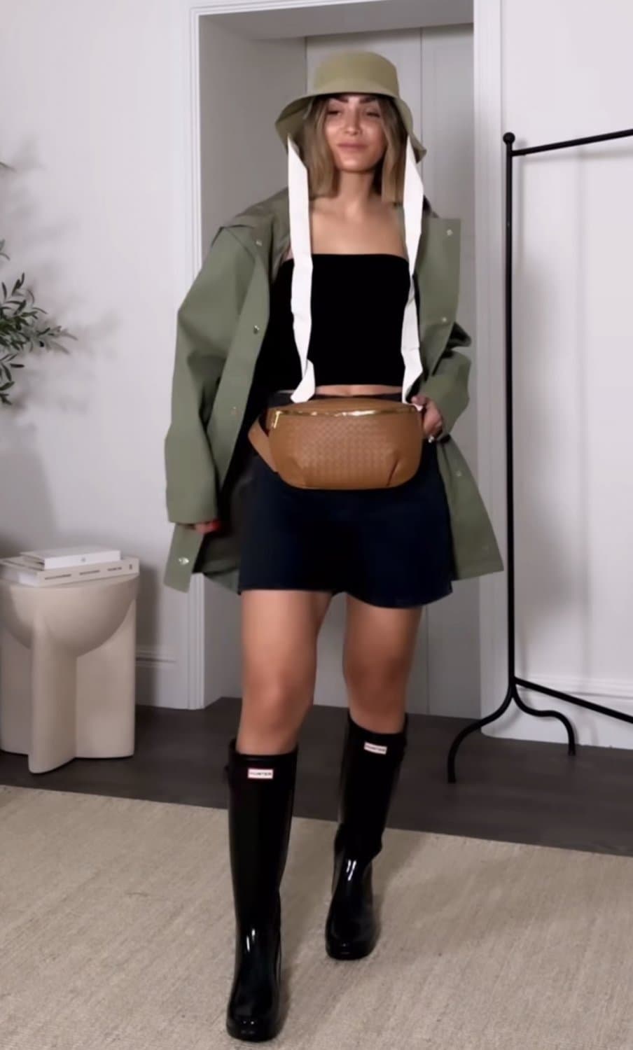 Frankie Bridge - Boots