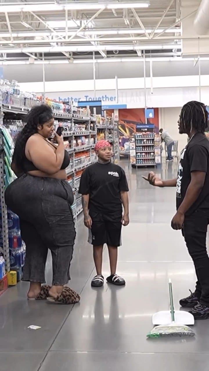 Webfind: MAMMOTH BBW Pear in Comedy Short