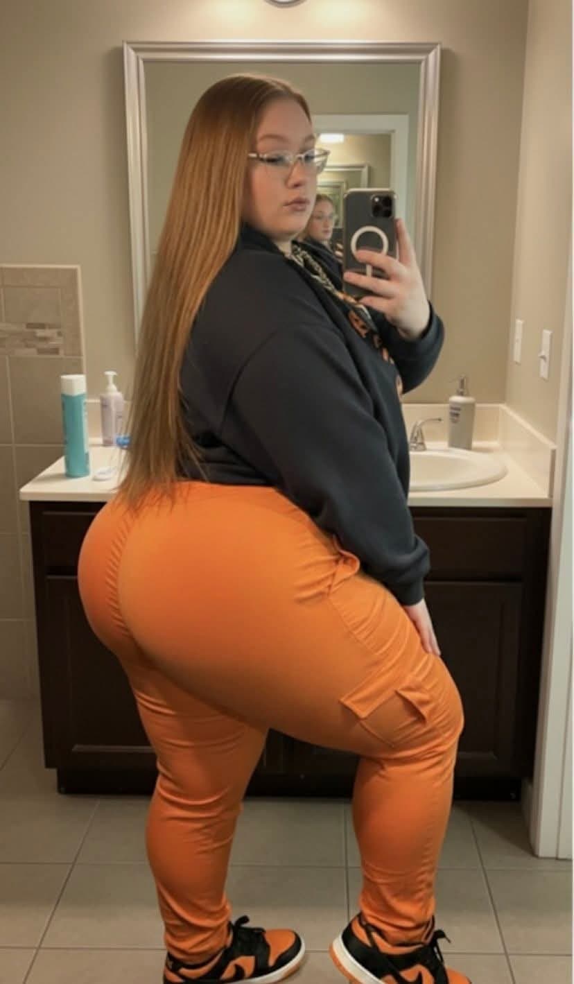 BIG THICK BIG BOOTY ASS PAWG