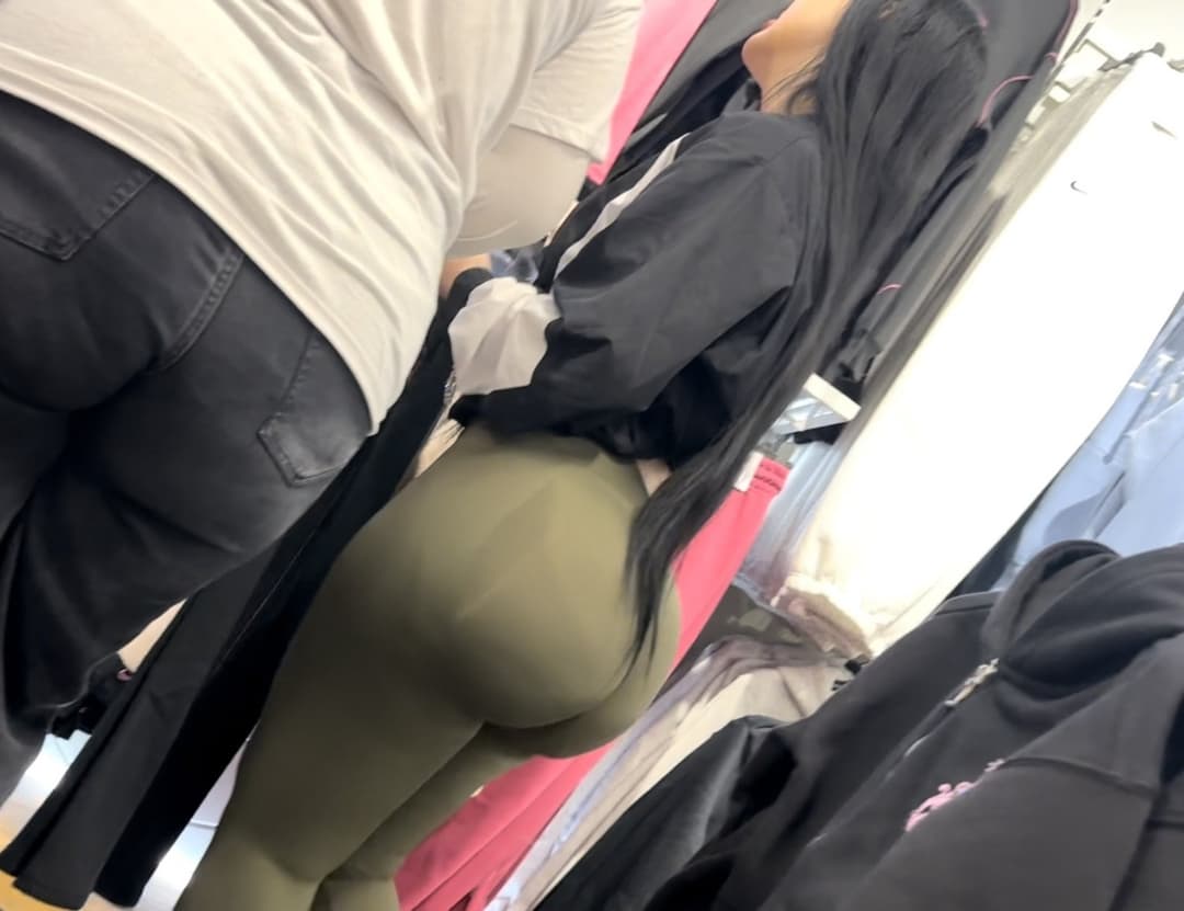 Thick wide ass the best