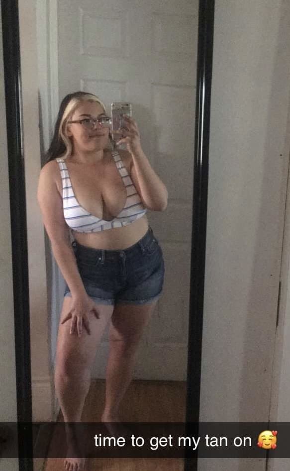 Do yall like the outfit I bought my ex to make her look like a whore?