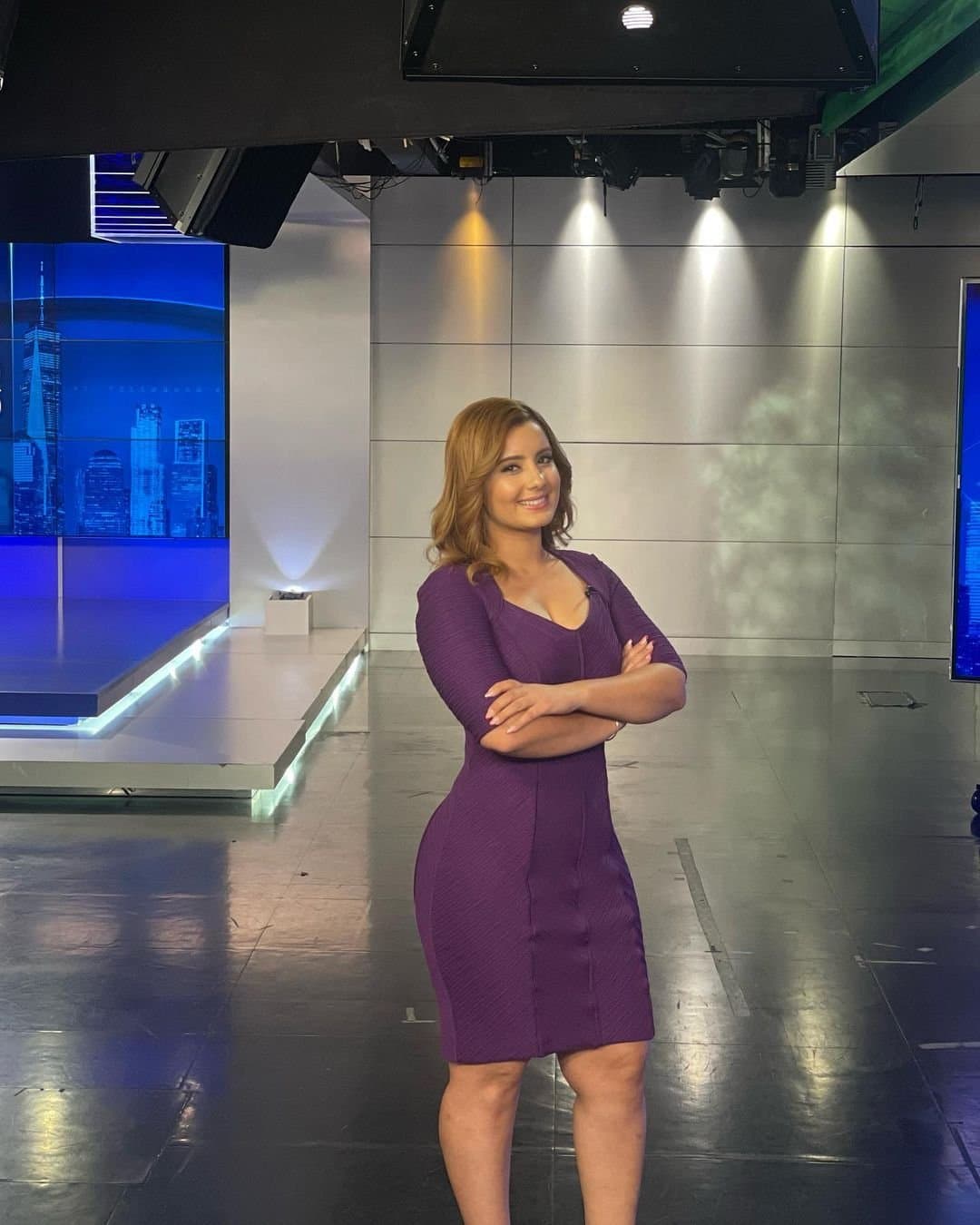 MyType WeatherGirl #3 Thick Curvy w/ Phat Booty