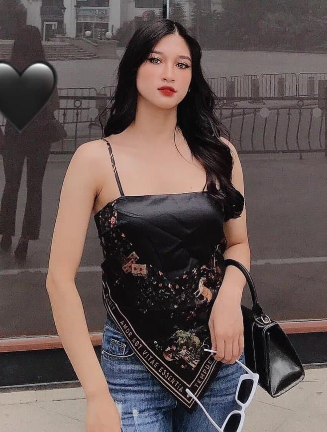 Asian Vietnam Girl Shitting Voyeur Hiddencam Toilet