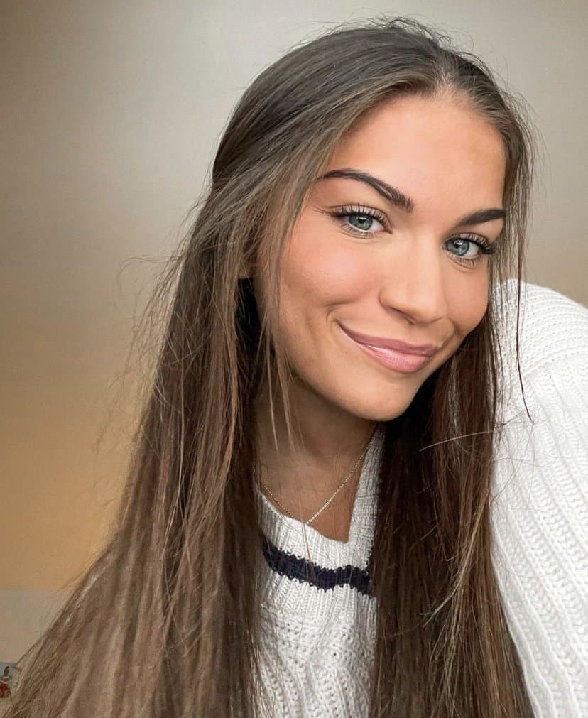 Kailey Gillings Pitt gymnast