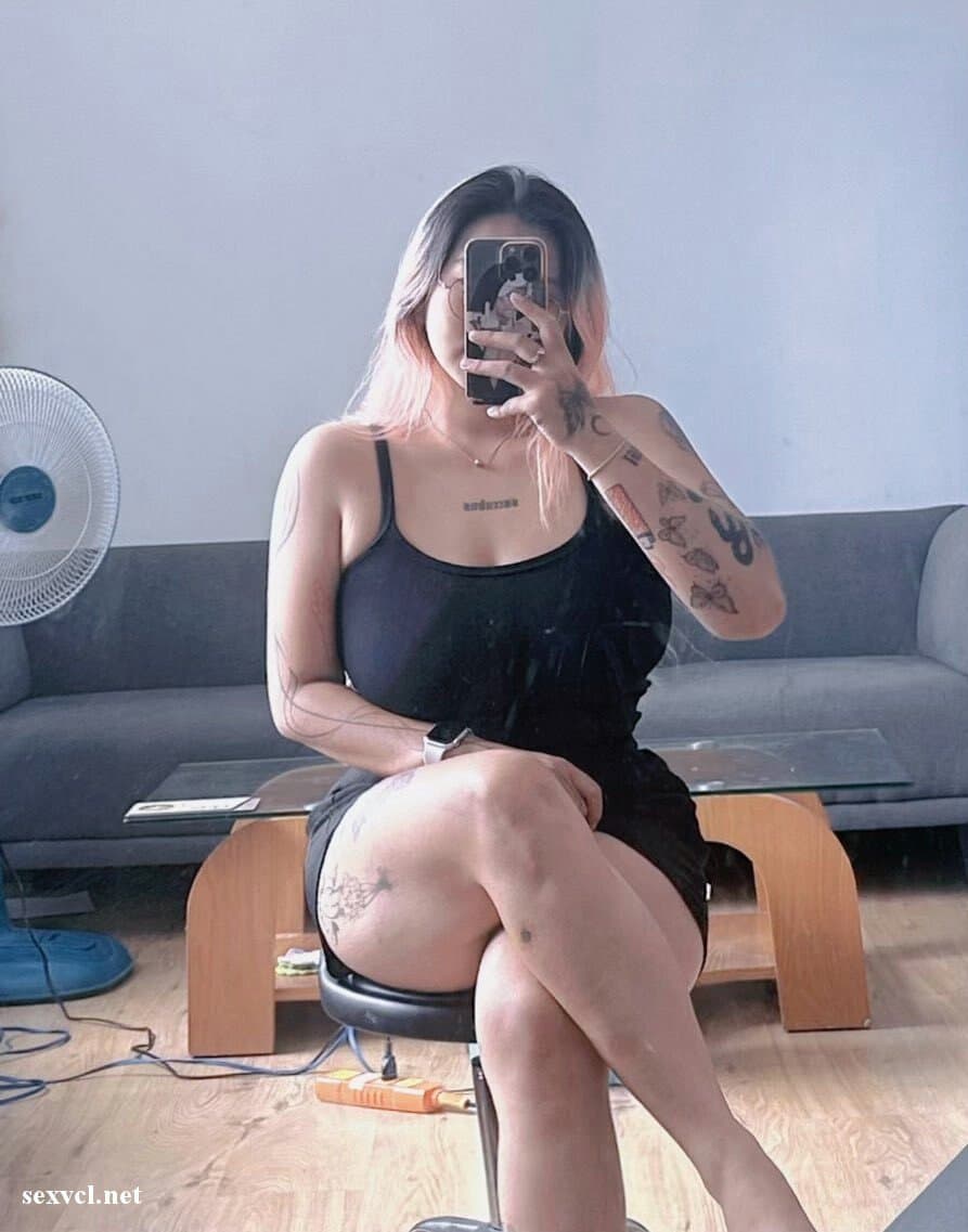 Click to view full size Vietnamese Twitter succubus2001 nude leaked 039