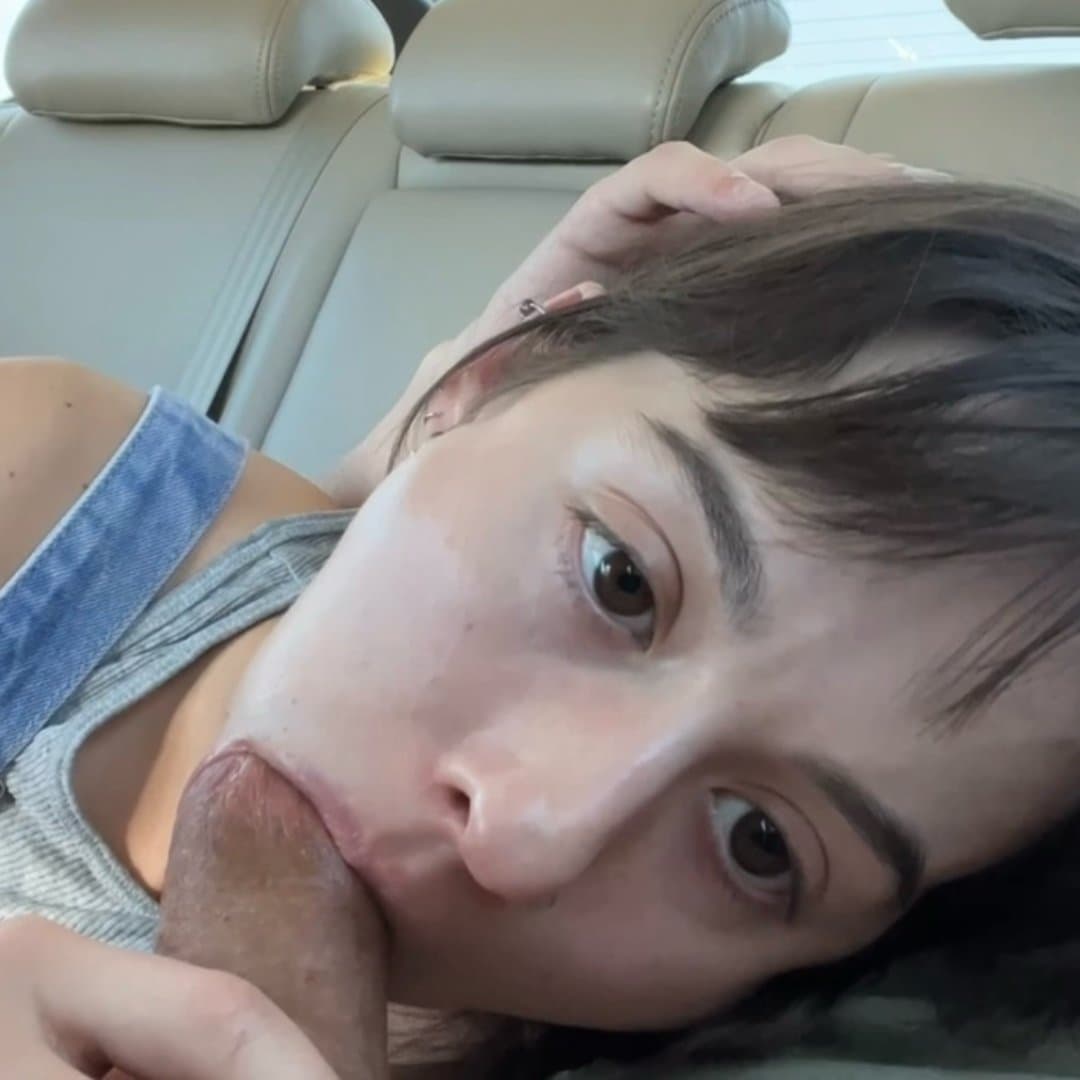 Cute Whore Loves Giving Car Head