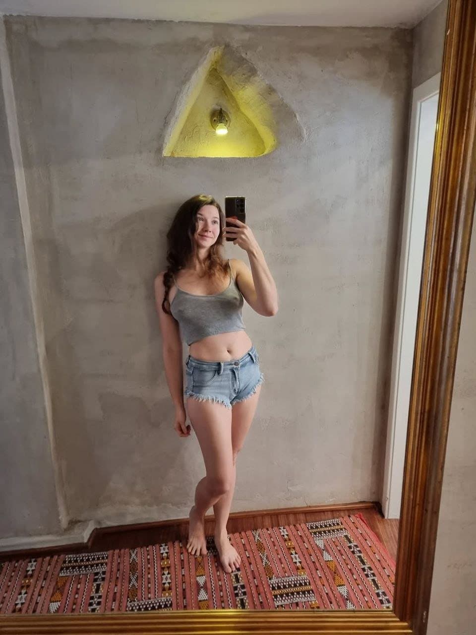 Big Booty White Girl