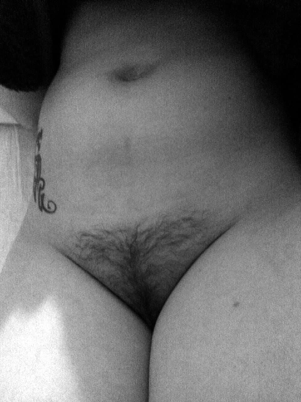 Pregnant Monika. Age: 39. Week 9