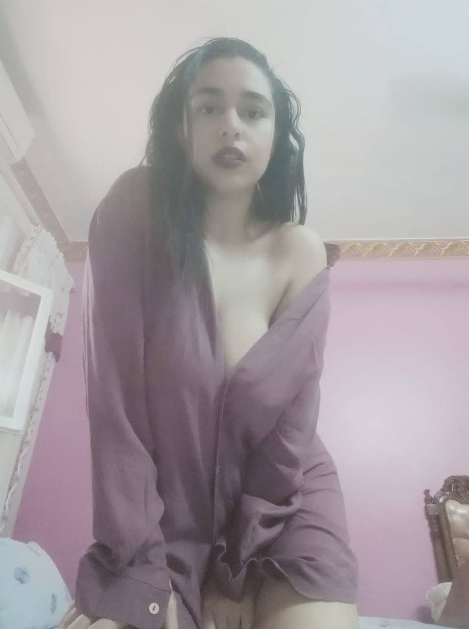 Hot Busty Indian Whore