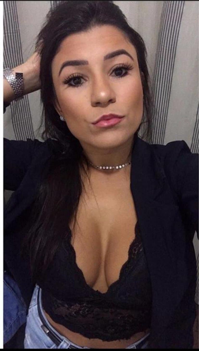 Comeu as namorada dos amigos e explanou