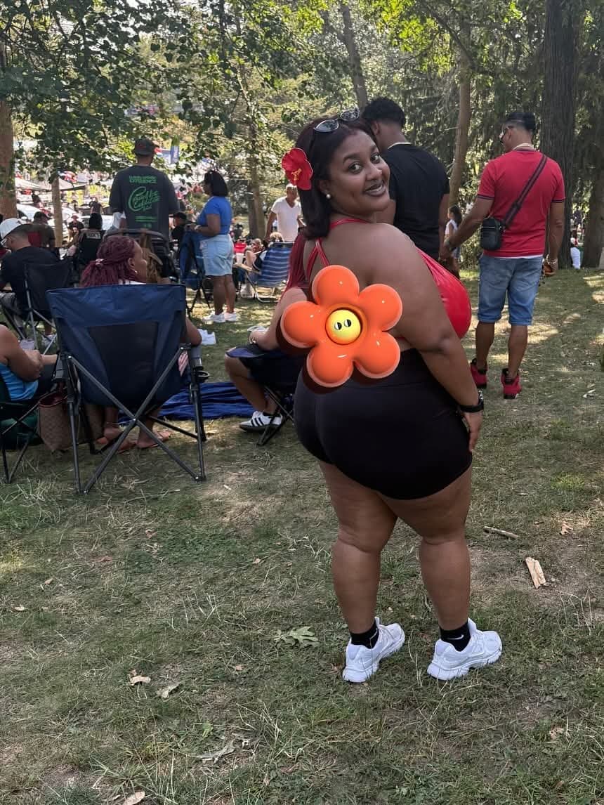 SEXY CURVY THICK EBONY BBW BIG BOOBS & BIG OLE ASS BOOTY