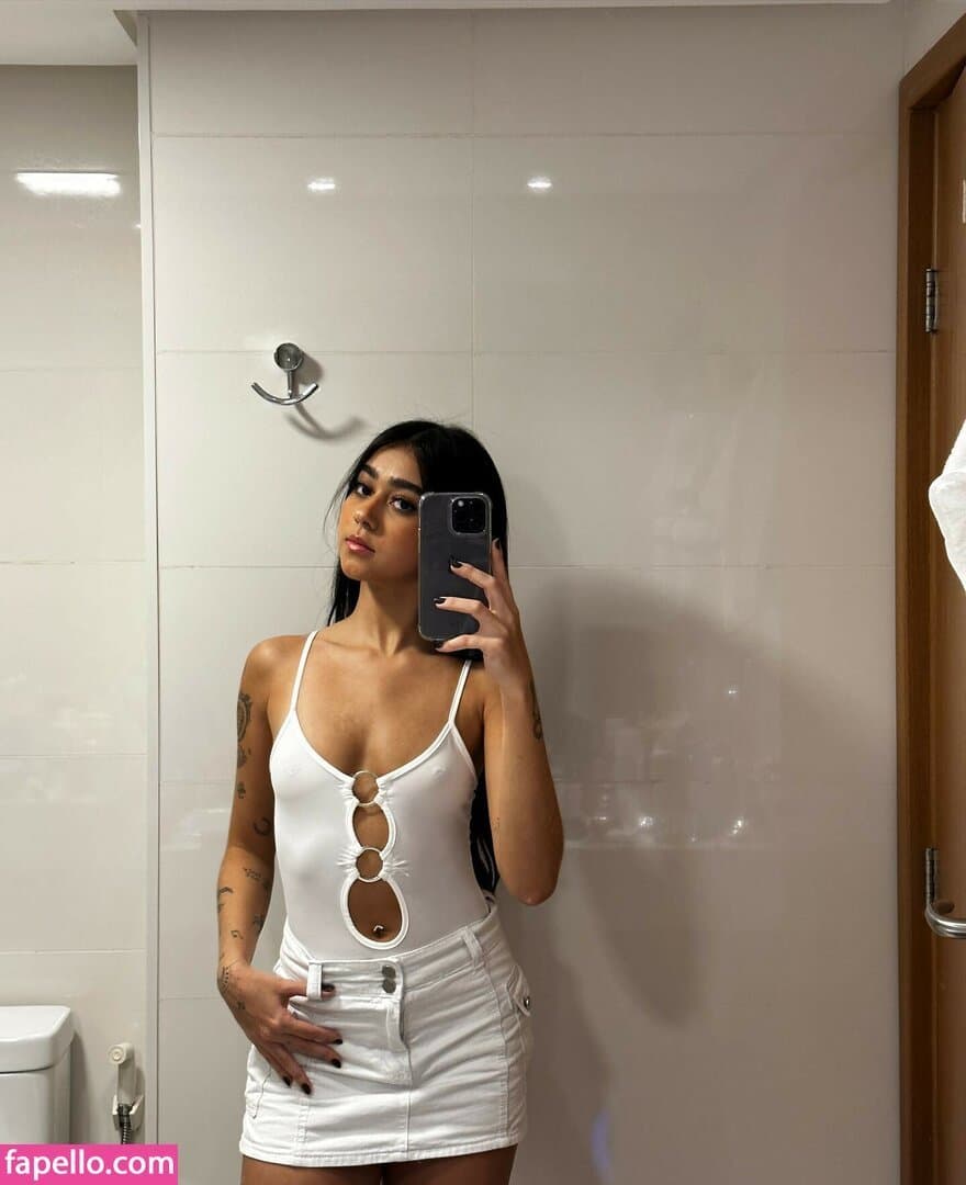 Becca Barreto Mel Maia