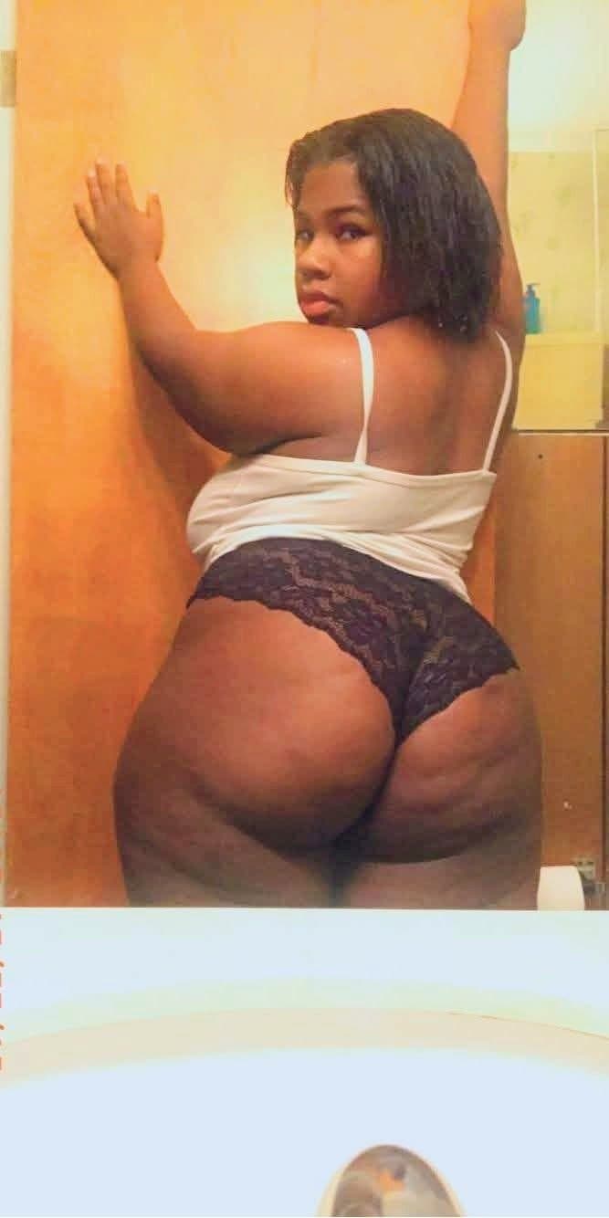 DSL CHOCOLATE EBONY BIG ASS BBW SSBBW PYT GOONER MATERIAL