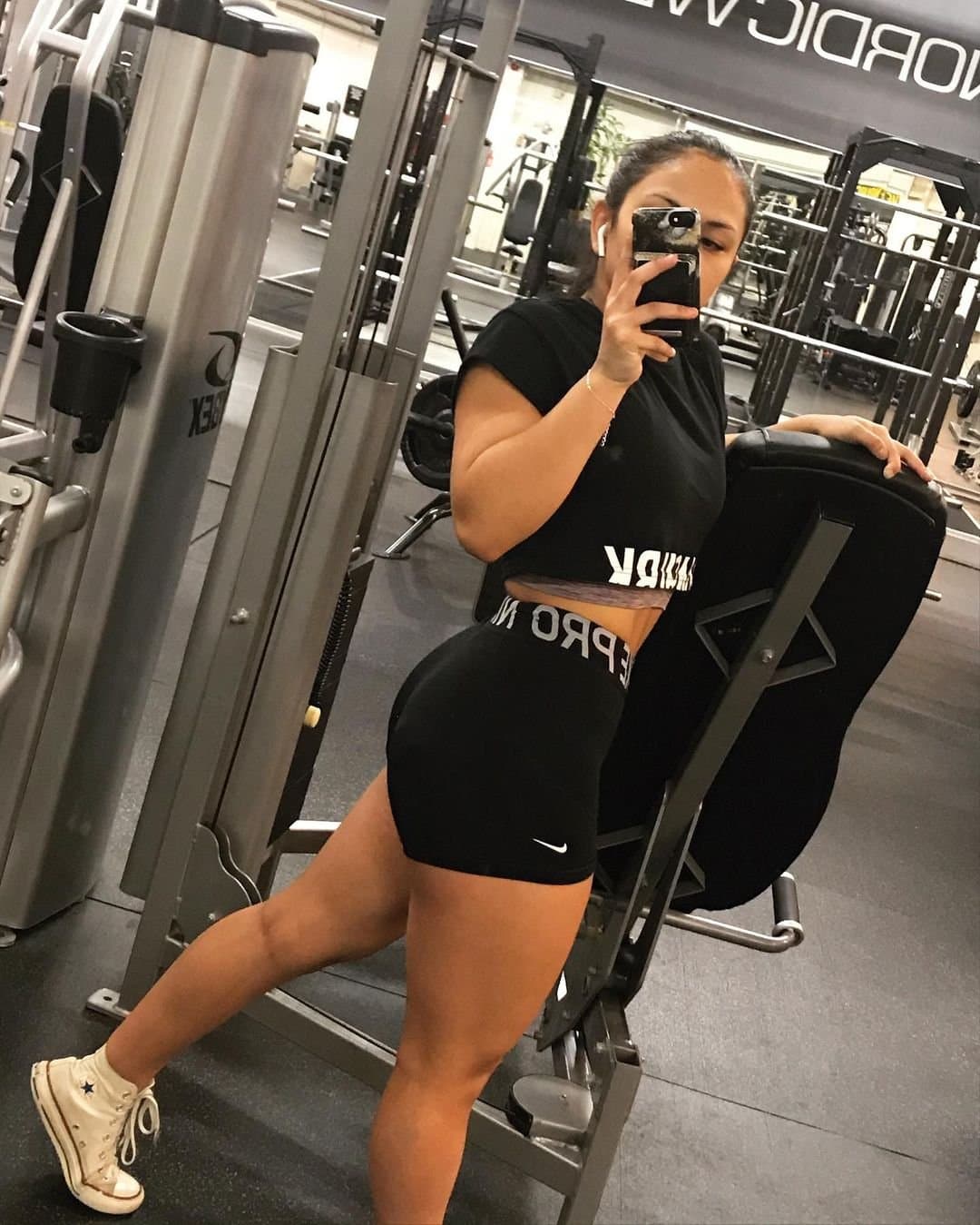 Thick asian working out that fat ass