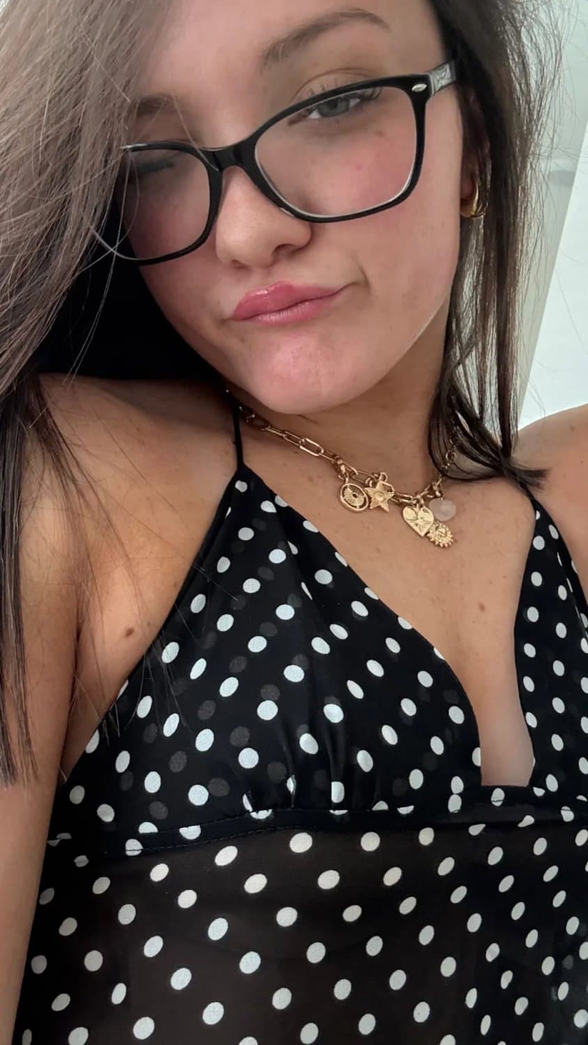 Izzy Moreno - Little Titties in a Polka Dot Top (11/7/25)