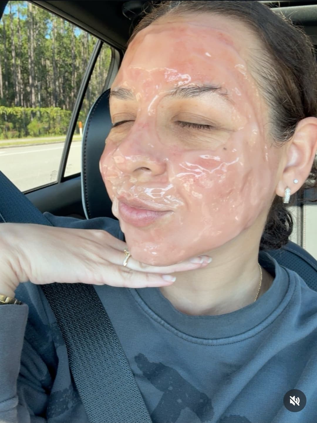 Bragging facial cumwalk