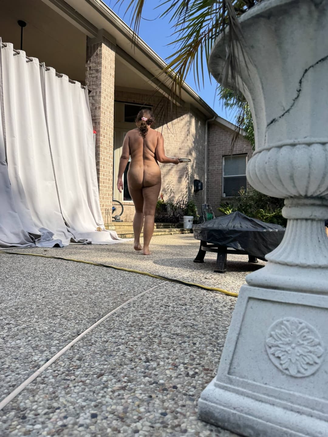 Regina Rosell, Houston Texas Realtor is the hottest MILF I’ve ever seen ??