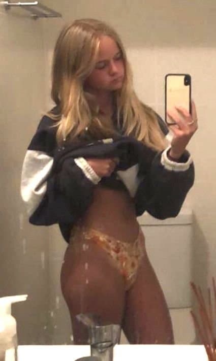 Kinky Aussie sluts love grabbing both cocks and attention