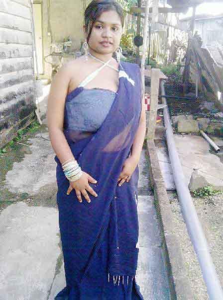 Hot Aunty