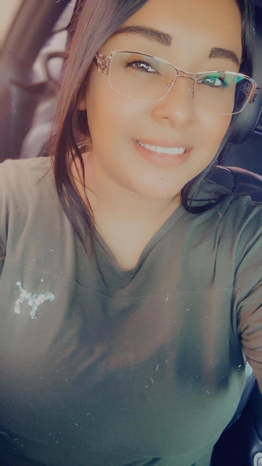 Happy Thanksgiving let’s stuff of her turkey dm me if you want to see more of my step cousin so we c