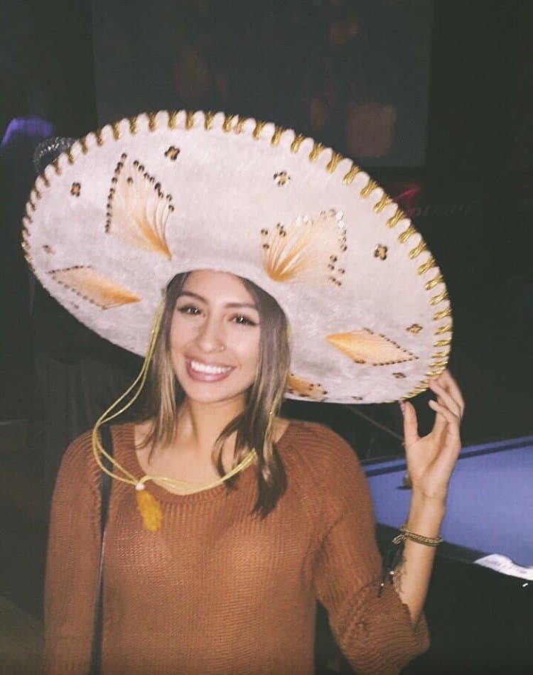 Nicole really got thicker after she had that baby.. you think her baby daddy approves?